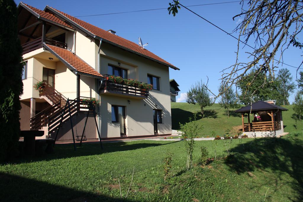 Apartment Ante Slunj Exteriör bild